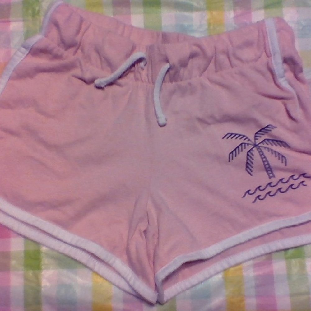 Old navy pink shorts!!
